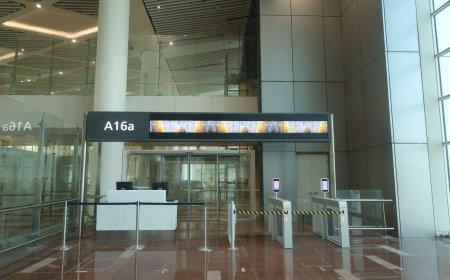 नोएडा इंटरनेशनल एयरपोर्ट के बनने से पश्चिमी उत्तर प्रदेश की इकॉनमी को बढ़ावा मिलेगा और हज़ारों नए रोज़गार पैदा होंगे