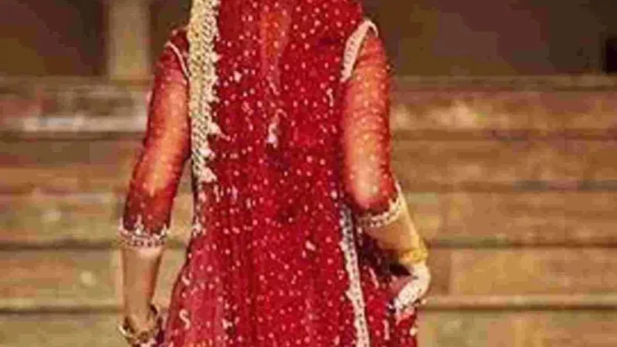 Ballia News: शादी के ठीक दस दिन बाद दुल्हन और उसका प्रेमी एग्जाम की आड़ में भाग गए, जिससे सभी हैरान रह गए